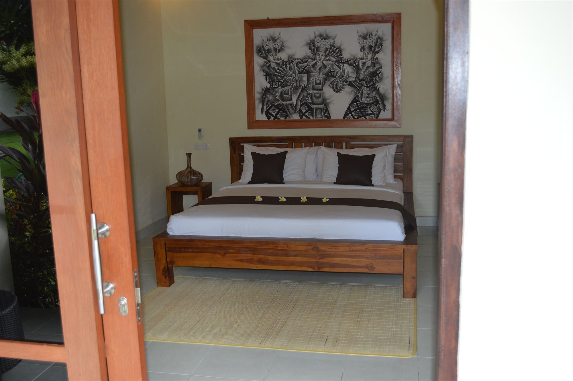 Tulamben Ocean Sun Dive Resort מראה חיצוני תמונה